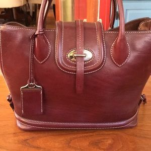 Dooney & Bourke tote